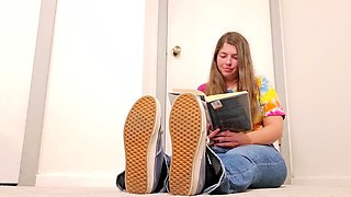 Amateur Trampling brings you Foot Fetish xxx mov