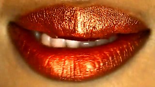 Jessica Jaymes Pulverizing In The Living Bedroom With Her Piercings