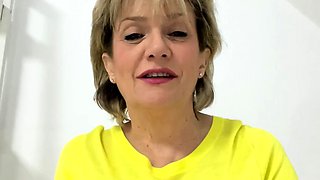 Big boobs milf masturbates with her dildo