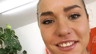 Amateur teen first casting