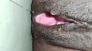 Desi Tamil Divorce MILF Pissing