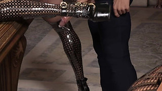 Milfylicious (part 26) - by Maximus