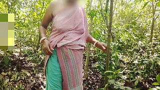 Jungle Amazing nomita boudi open outdoor per and fingaring