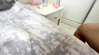 Cheeky stepsister with a nice booty doesn't let her stepbro cum anytime soon