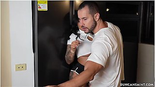Deperate Housewife Gets Fucked By Her Husbands Coworker - Duncan Saint And Mariana Martix