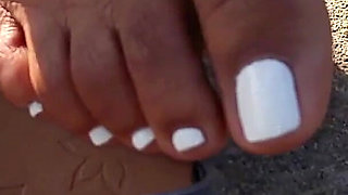 When Sorority Sistah Alumni Meets Feet Lover