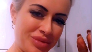 Big boobs milf masturbates with her dildo