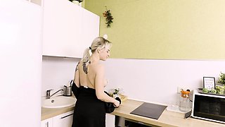Nice Solo Girl
