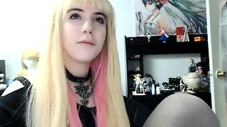 Romanian amateur webcam teen masturbate