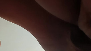 Pahle girlfriend ne massage kiya phir desi doggystyle me choda