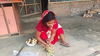 DESI HOT GIRL RUKIA SEX WITH HUSBEND