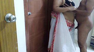 Desi maid with huge ass gets anal fucked by boss while wife is away