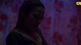 Indian hot MILF erotic video