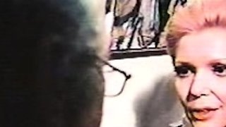 Close up fuck girl in big cock