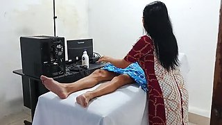 Hot 40 Year Old Masseuse Gives Amazing Blowjob To Athletic Colombian Man With Big Cock