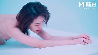 ModelMedia Asia - Wild Sex in Protective Gear During Pandemic