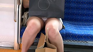 Asian amateurs enjoying sex in public