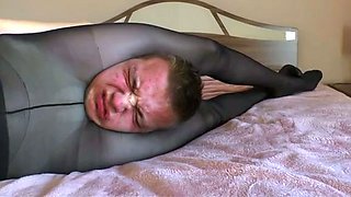 Young Goddess - Pantyhose Torment