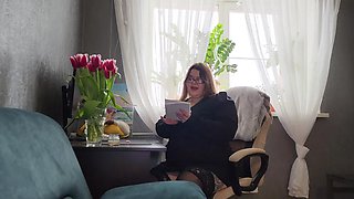 BBW sexologist in lacy stockings helped a patient cum on her huge ass and in her pussy