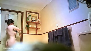 Caught in the Act 2: Naive Busty Sis with Huge Tits Spied Upon