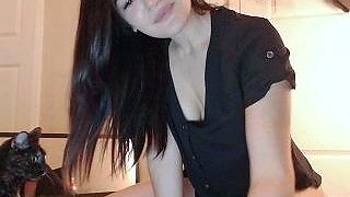Cute amateur webcam teen girl toying pussy on webcam