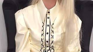 Blonde teen Sierras first erotic masturbation video