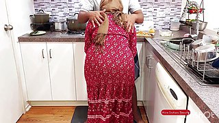 Eid Special - Muslim MILF Wife Cheats with Domestic Servant - Hijabi Blowjob - Loud Sex