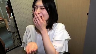 Asian amateur girlfriend gives a blowjob pov HD