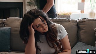 Arab wife has to have intercourse to keep her secret