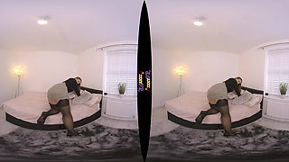 Pent Up featuring Frankie L - ZexyVR