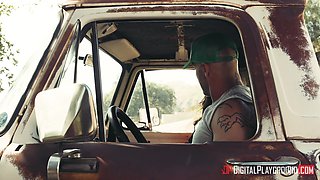 Derrick Pierce's Wild Latina Passion Explodes in Outdoor Heat