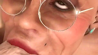 Old Ebony Meat 80 Yo Ebony Sexy Granny Woman