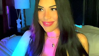 Blonde With Natural Big Boobs Loves Putting A Toy In Her