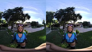 Horny Curvy Teen Kayley Gunner Is Cammy From STREET FIGHTER