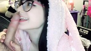 Czech amateur blowjob and fucking POV in public