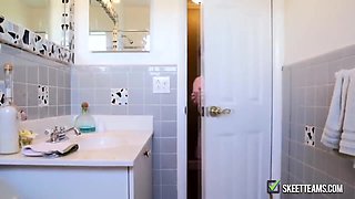 Redhead Teen 18+ Loves Big Cock In Her Pussy