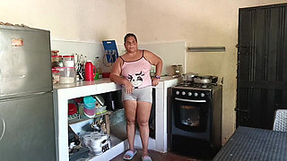 My Kinky Neighbor Comes Home and We End up Having Amazing Sex Until He Ejaculates All His Hot Cum.