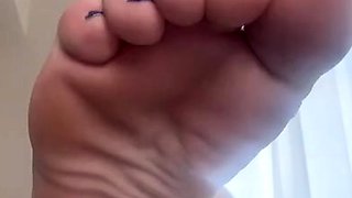 Black Amateur Explore Hot Foot Fetish