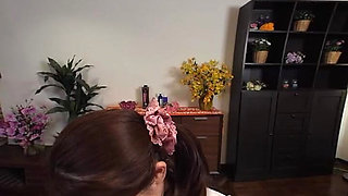 Hoshijimaruri Oil Sex at the Parlor 1/2