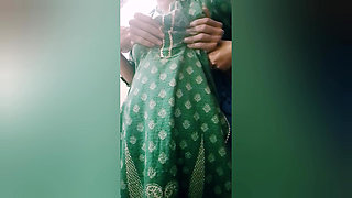 Desi hot milf pussy getting fuck hard