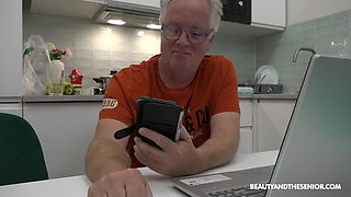 Wonderful sluts fuck old man sex emotional movie