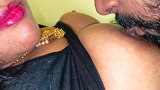 Chennai College Teacher Deep Lip Kiss in Bed