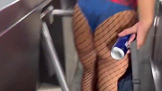 Last day of Carnival and there was exhibitionism, there was fucky-fucky in a public place and a cheating jizzing in my bootie.