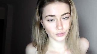 Amateur Webcam Teen Masturbates And Teases