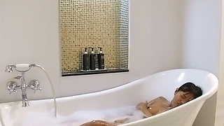 Horny Bath Time in a Luxury Room