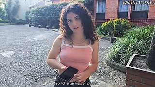 Big Booty White Argentina Girl Lost in Colombia - Brian Evansx Guides Her to Room for Hot POV Sex