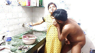 Indian girl has hard sex in kitchen  Mumbai