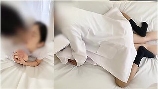 Is A Docs Cum Dump]doc, Please Use My Pussy Today.fucking On The Bed Used By Patient
