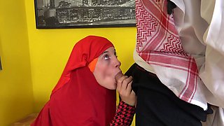 Red niqab with juicy pussy