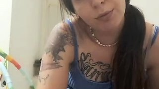 Hot amateur webcam teen masturbates for their fans